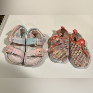 Toddler girls water shoes sz 6